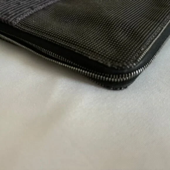 Hermes Clutch Bag Ale Line  Zip Around Gray Canvas - Picture 7 of 16